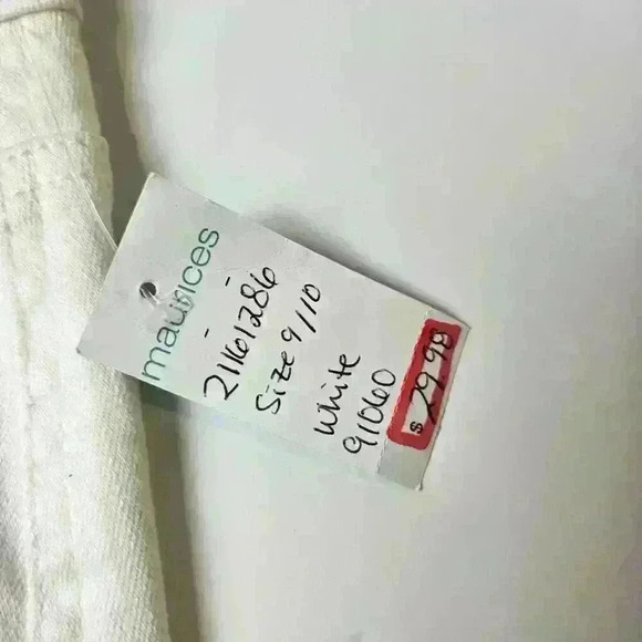 Maurices Women White Denim Skirt NWT Size 9/10 - Picture 4 of 8
